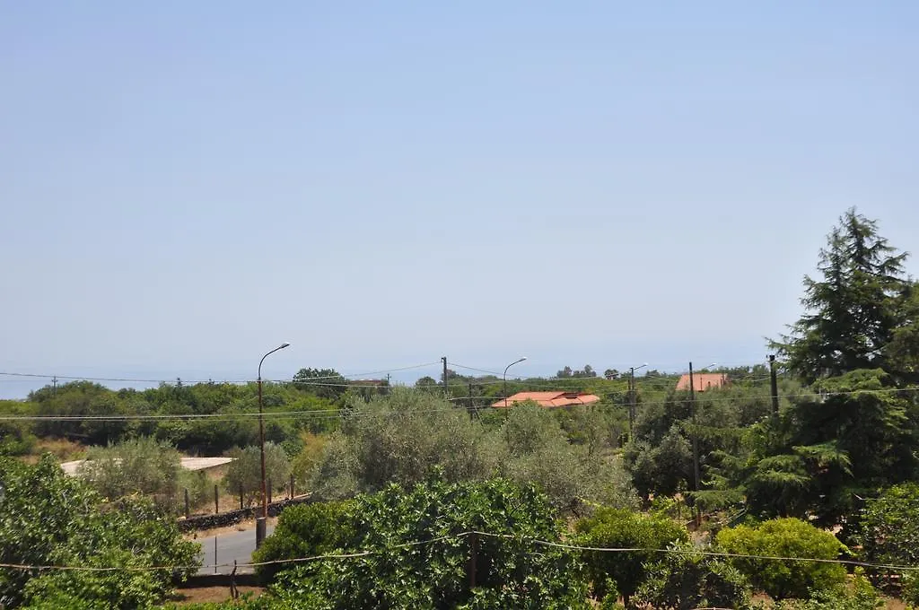 Villa Carolea Acireale Bed and Breakfast